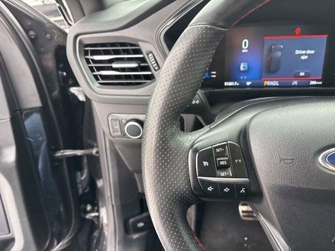 Used 2024 Ford Escape ST-Line image 17