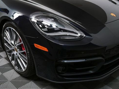Used 2023 Porsche Panamera 4S w/ Premium Package image 38