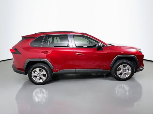 Used 2025 Toyota RAV4 LE AWD/4WD image 3