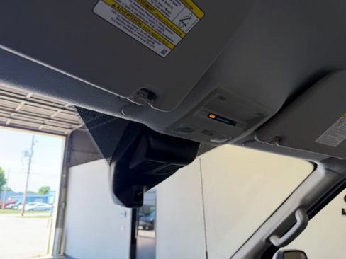 Used 2022 Ford Transit 350 DRW RWD image 23