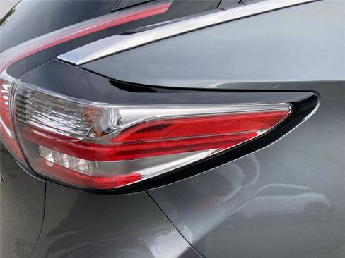 Used 2017 Nissan Murano Platinum w/ Platinum Technology Package image 11