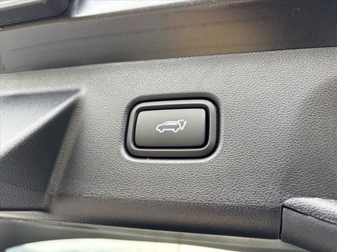 New 2025 Hyundai Tucson SEL image 17