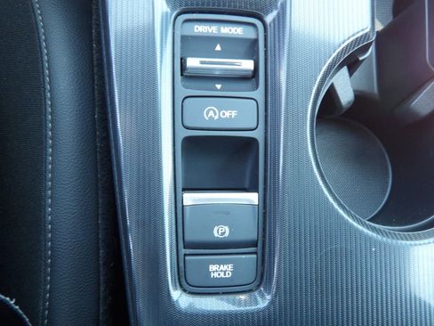 Used 2025 Honda Civic Sport image 19
