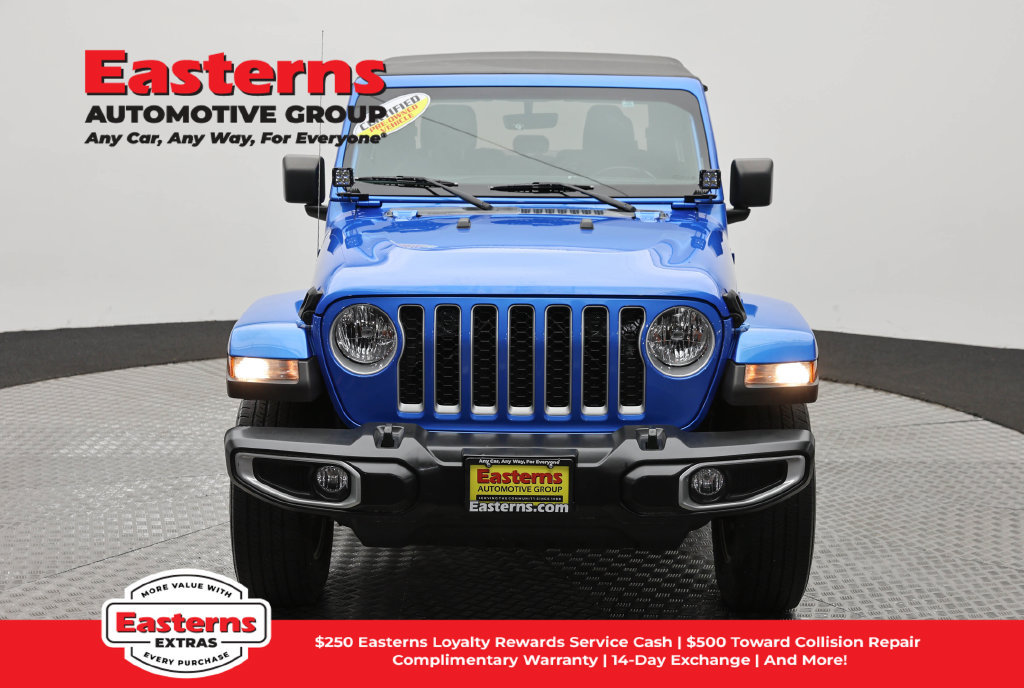 Used 2021 Jeep Gladiator Overland AWD/4WD image 3