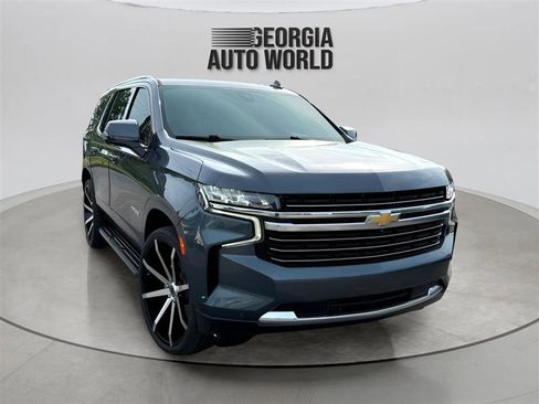 Used 2021 Chevrolet Tahoe LT w/ LT Signature Package image 7