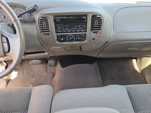 Used 2003 Ford F150 XLT RWD image 21