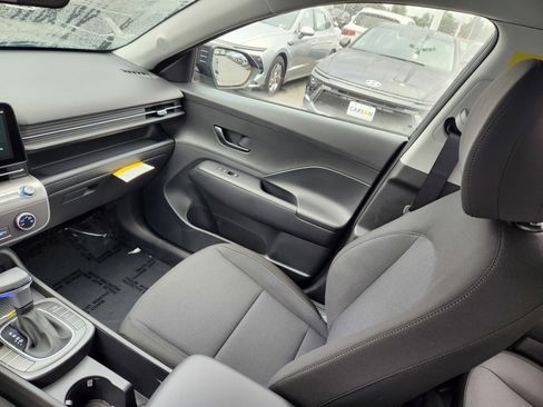 New 2026 Hyundai Kona SE image 18