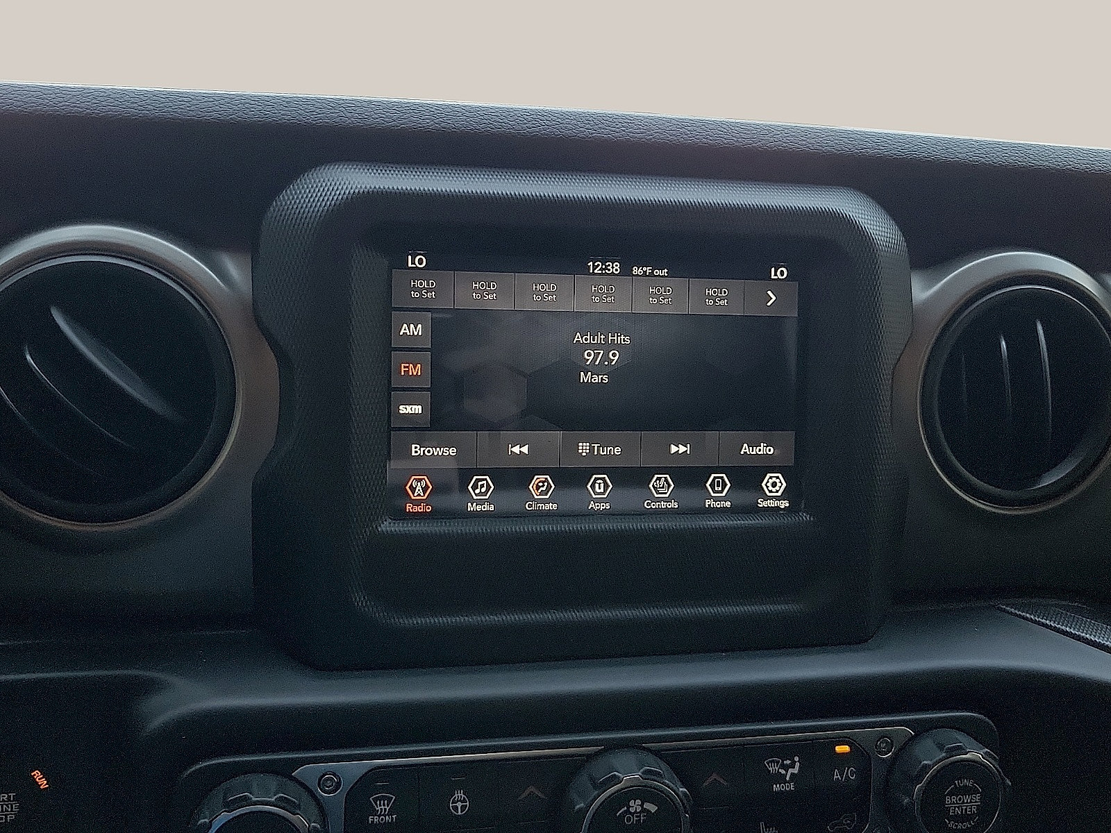 Used 2020 Jeep Wrangler Unlimited Sport S AWD/4WD image 14