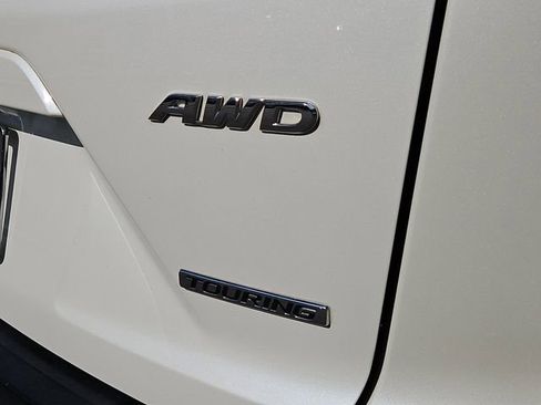 Used 2017 Honda CR-V Touring image 6