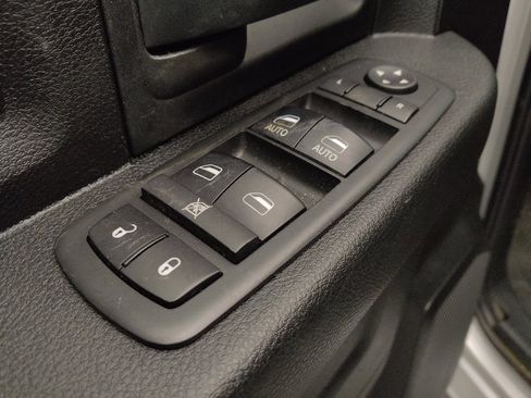 Used 2018 RAM 1500 Tradesman w/ Popular Equipment Group image 27