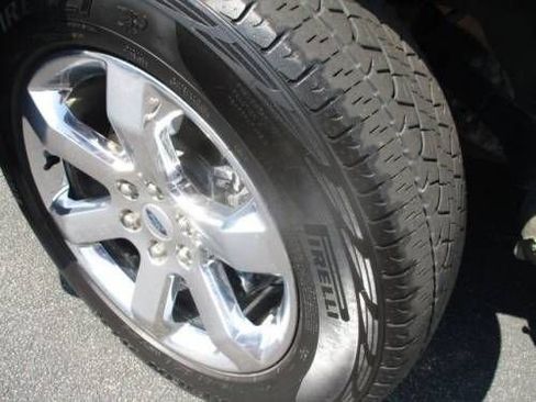 Used 2022 Ford F150 Lariat w/ Max Trailer Tow Package image 20