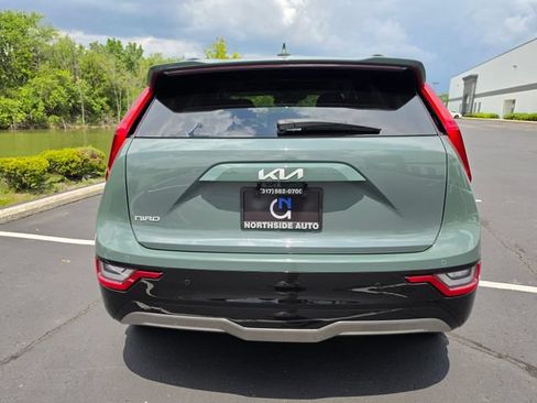 Used 2024 Kia Niro Wave w/ Wave Preserve Package FWD image 9