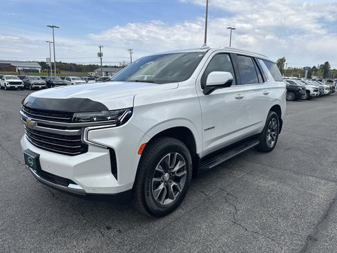 Certified 2022 Chevrolet Tahoe LT w/ LT Signature Package AWD/4WD image 3