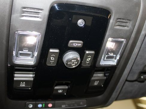 New 2026 Cadillac Escalade V image 42