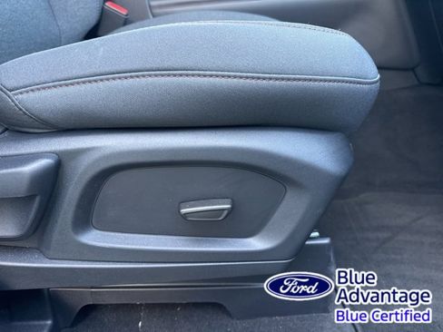 Certified 2025 Ford Explorer Active image 32