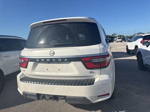 Used 2023 Nissan Armada SL image 4
