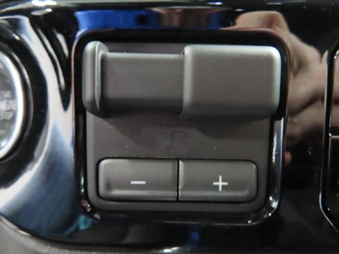 Used 2025 Chevrolet Silverado 1500 LT w/ Work Truck Package image 53