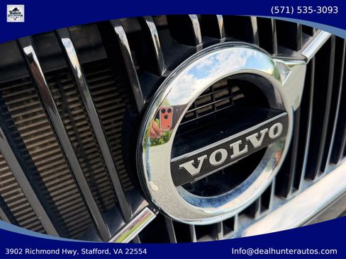 Used 2017 Volvo XC90 T5 Momentum AWD/4WD image 6
