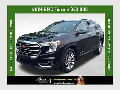 Used 2024 GMC Terrain SLT