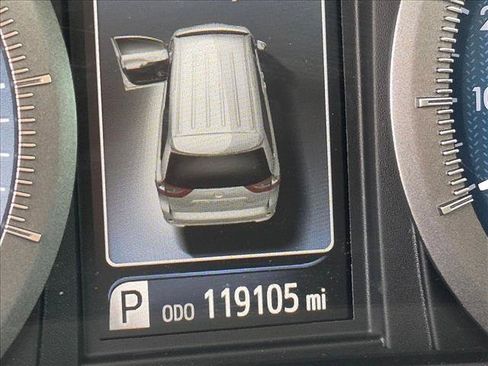 Used 2017 Toyota Sienna XLE FWD image 6