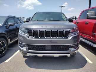 Used 2024 Jeep Wagoneer Series II w/ Flexible Seating Group RWD video 2