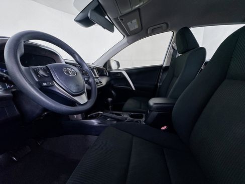 Used 2017 Toyota RAV4 LE image 20