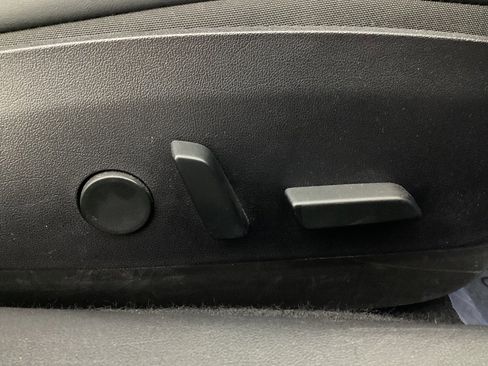 Used 2018 Tesla Model 3 Long Range image 37