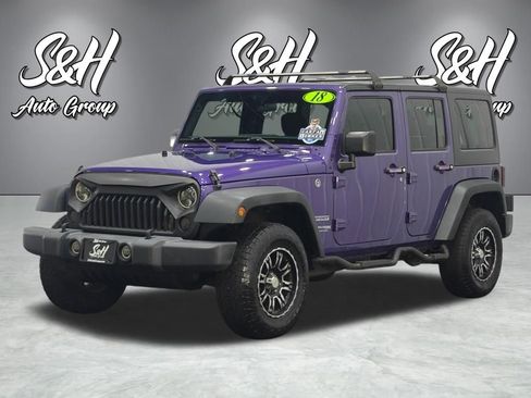 Used 2018 Jeep Wrangler Unlimited Sport w/ Connectivity Group AWD/4WD image 15
