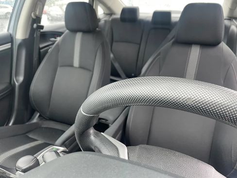 Used 2017 Honda Civic EX-T image 13