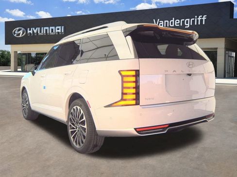 Used 2026 Hyundai Palisade Calligraphy image 11