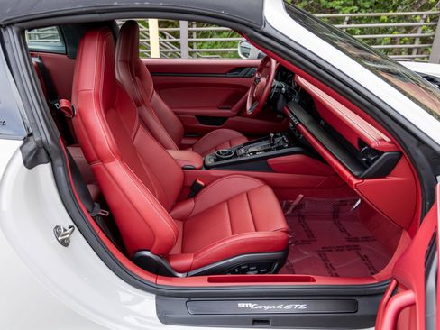 Used 2024 Porsche 911 Targa 4 GTS image 53