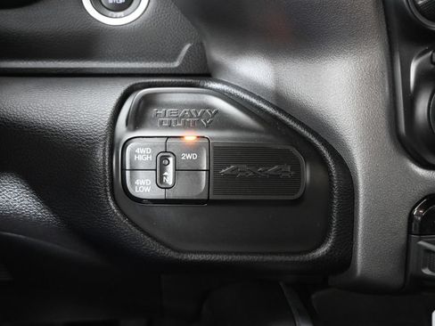 Used 2022 RAM 2500 Laramie w/ Night Edition AWD/4WD image 33