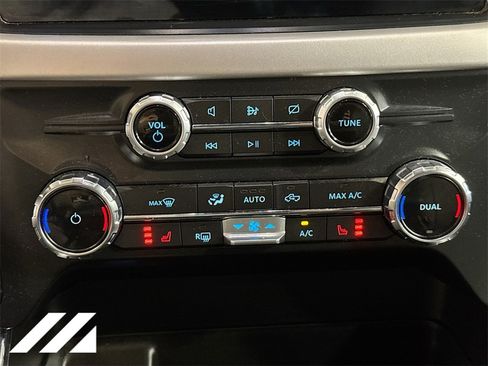 Used 2022 Ford F150 XLT w/ Equipment Group 302A High image 16