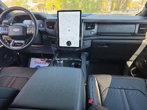 Certified 2024 Ford Expedition Limited image 2