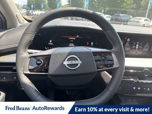 New 2025 Nissan Murano SL image 13