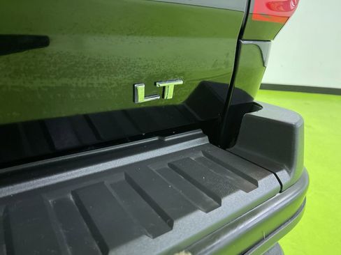 Used 2022 Chevrolet Colorado LT w/ Fleet Safety Package image 14