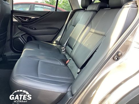 Used 2024 Subaru Outback Limited AWD/4WD image 17