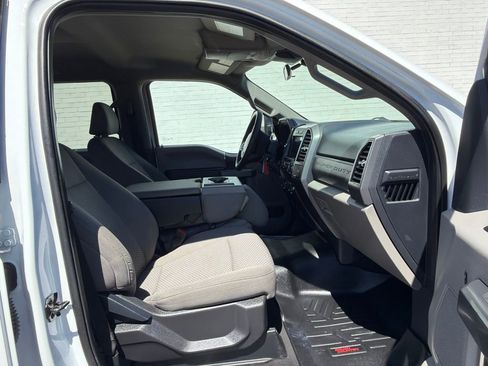 Used 2022 Ford F250 XLT AWD/4WD image 11