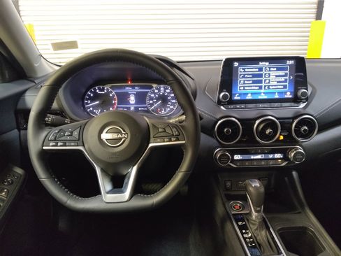 Used 2025 Nissan Sentra SV w/ All-Weather Package FWD image 22
