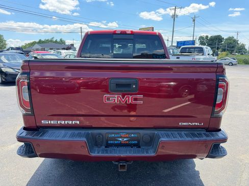 Used 2016 GMC Sierra 1500 Denali w/ Enhanced Driver Alert Package AWD/4WD image 4