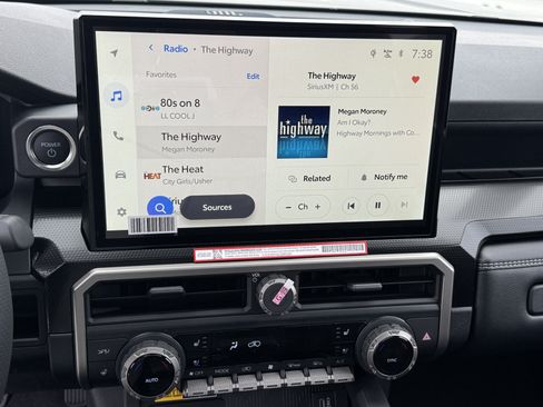 New 2026 Toyota 4Runner Limited AWD/4WD image 20