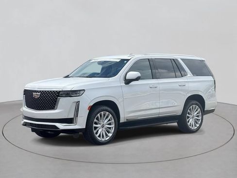 Certified 2024 Cadillac Escalade Luxury AWD/4WD image 1