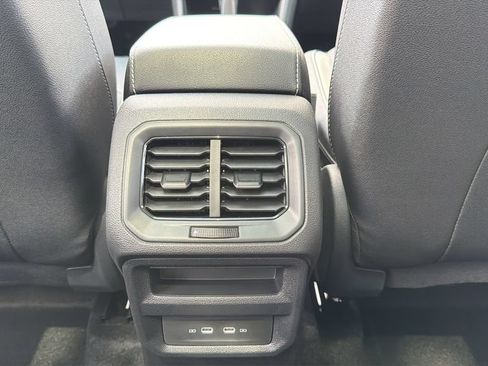 New 2026 Volkswagen Taos SEL AWD/4WD image 26