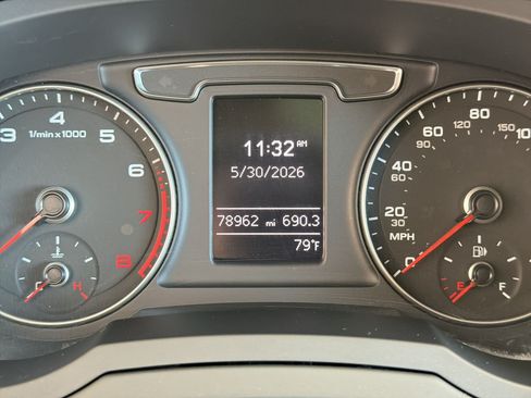 Used 2018 Audi Q3 2.0T Premium w/ Convenience Package AWD/4WD image 20