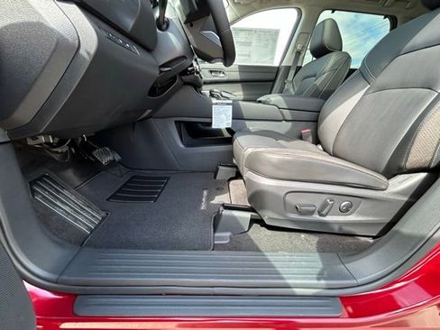 New 2026 Nissan Pathfinder SL w/ SL Premium Package AWD/4WD image 28