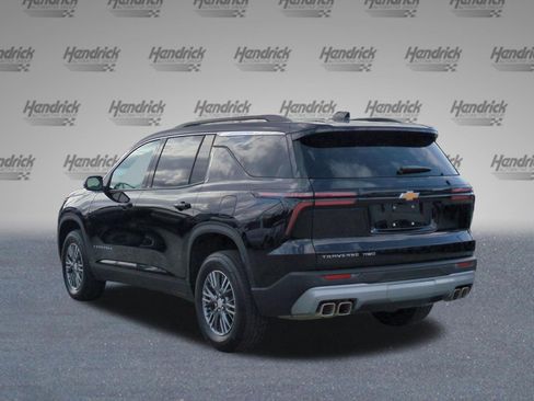 Used 2026 Chevrolet Traverse LT AWD/4WD image 8