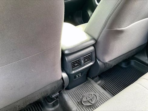 Used 2021 Toyota RAV4 SE w/ Weather & Moonroof Package AWD/4WD image 28