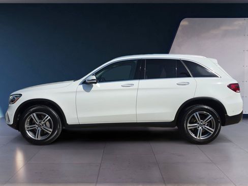 Used 2022 Mercedes-Benz GLC 300 image 2