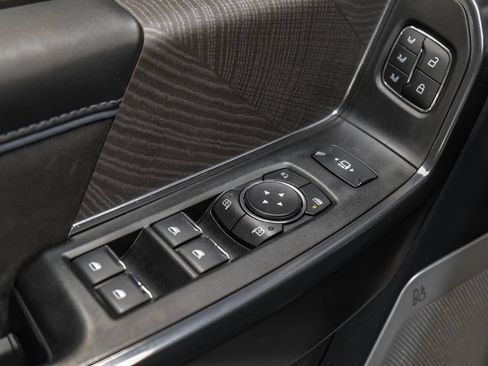 Used 2025 Ford F350 Platinum AWD/4WD image 45