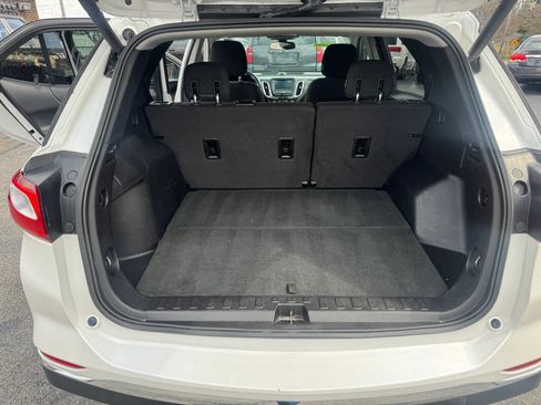Used 2018 Chevrolet Equinox LT AWD/4WD image 11